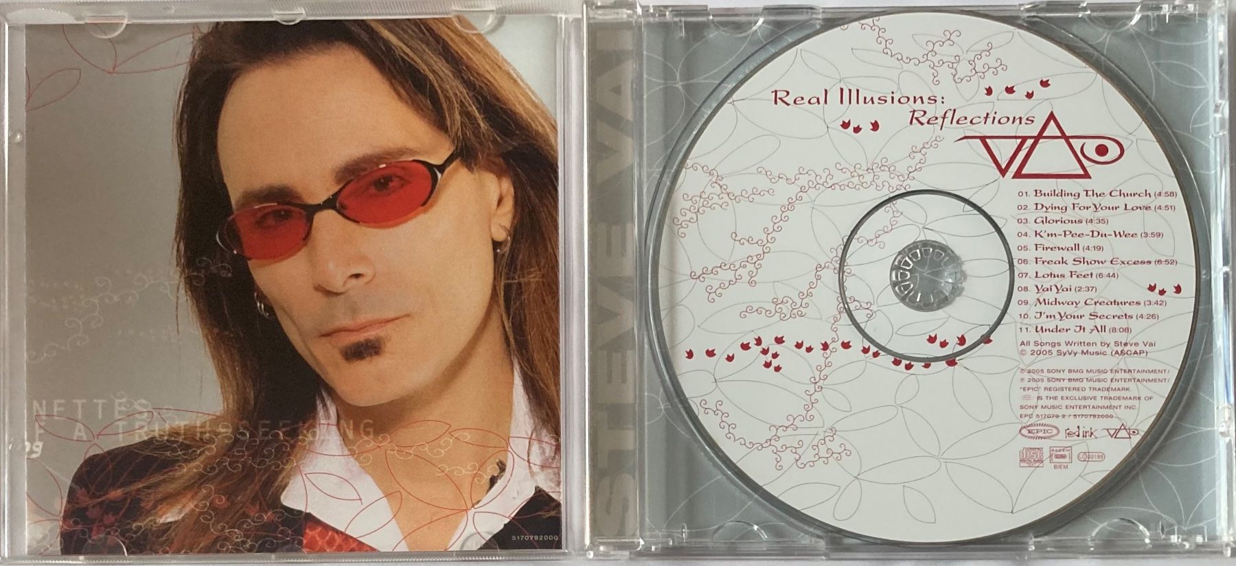 CDs: STEVE VAI - REAL ILLUSIONS: REFLECTIONS – Gebraucht aus Poliez-Pittet von Newtown-Records 2