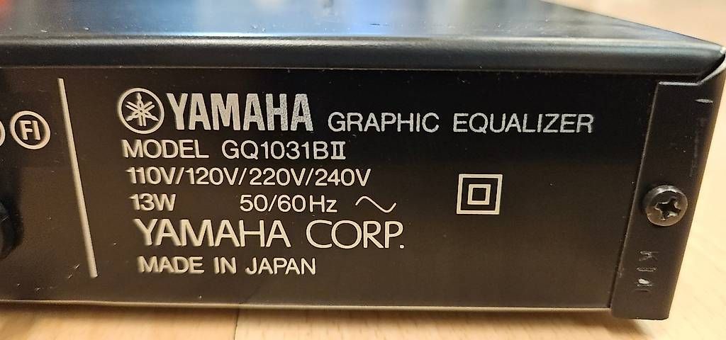Equalizzatori: 2x YAMAHA 31-Band EQ 19''  – Usato da Rorschach venduto da Crossfire34343 4