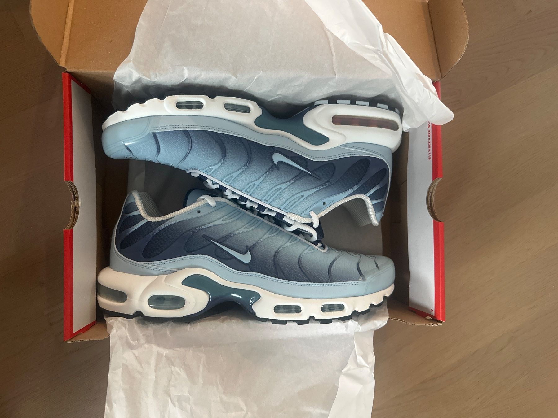 Nike Herrenschuhe: Nike TN / Air Max Plus Size 44.5 – Neu und originalverpackt aus Bern von chr_mz7v