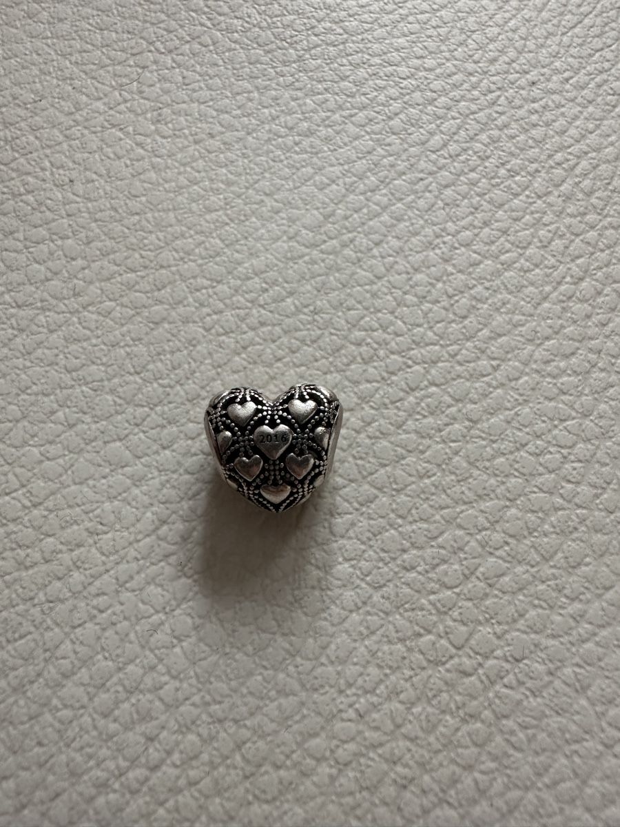 Pandora Ciondoli: Pandora Club Charm 2016 – Usato da Kreuzlingen venduto da micus87 2