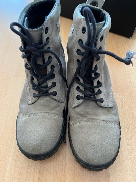 Diesel Schuhe für Jungen: DIESEL Schuhe Leder beige Gr.40 – Gebraucht aus Wabern von adamovski 1