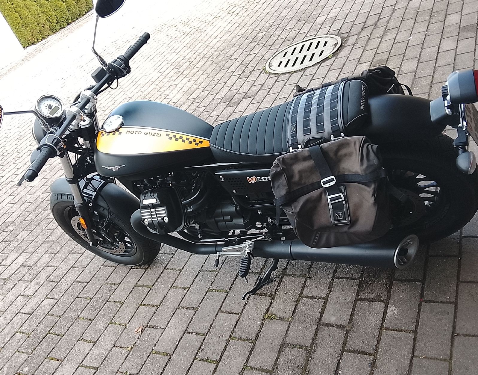 Moto Guzzi Sonstige: Motto Guzzi Bobber V9 – Gebraucht aus Oberriet SG von Allanhurst 3