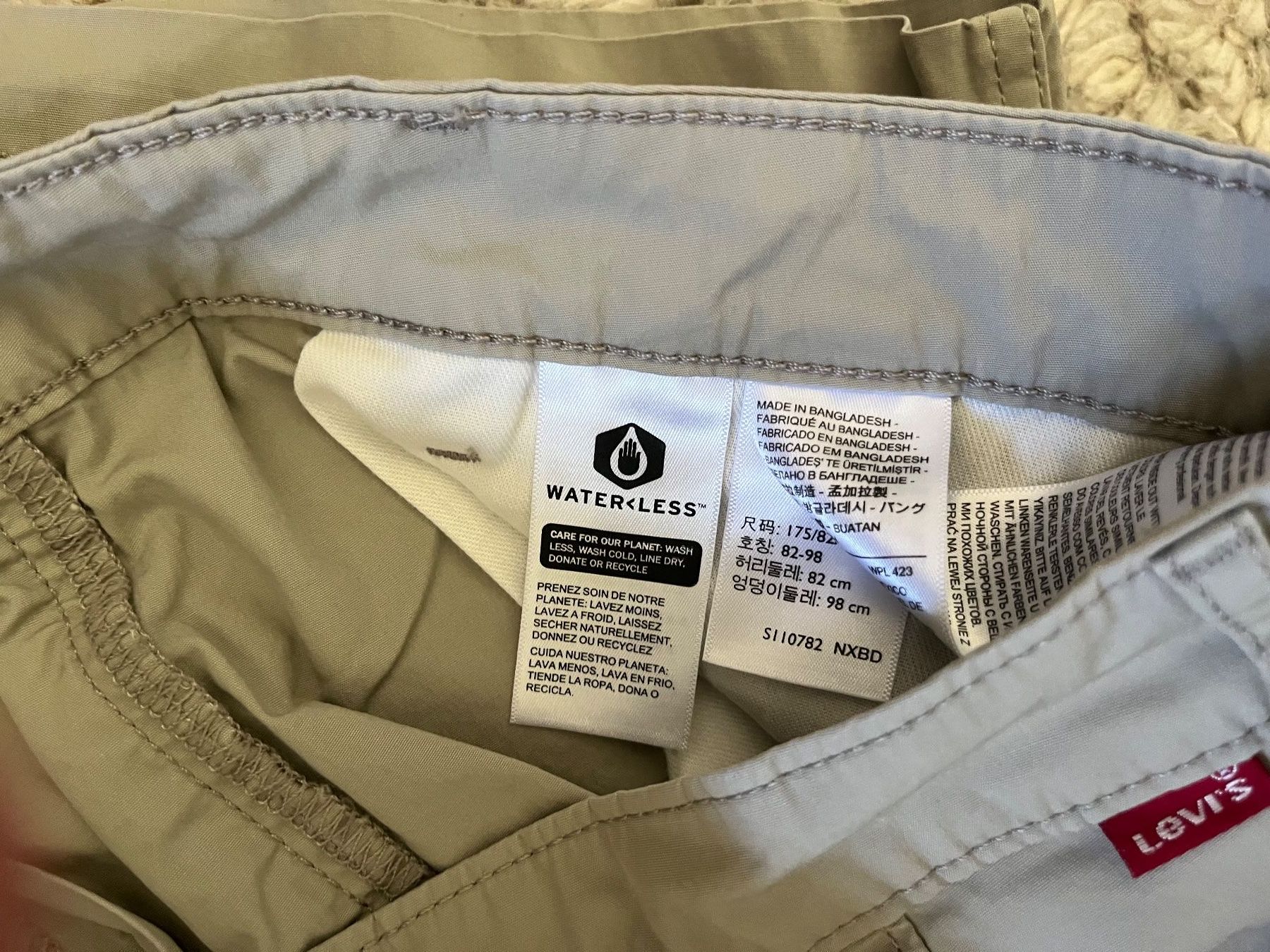 Levi's Hosen: Levis Cargo Shorts Gr. W32 – Neu (gemäss Beschreibung) aus Utzenstorf von Ismaele 2
