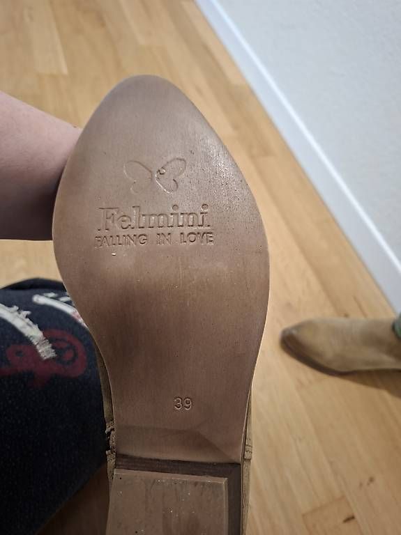 Chaussures femmes: Stiefel von Felmini – Neuf (Voir description) à Rothrist par sydney81 1