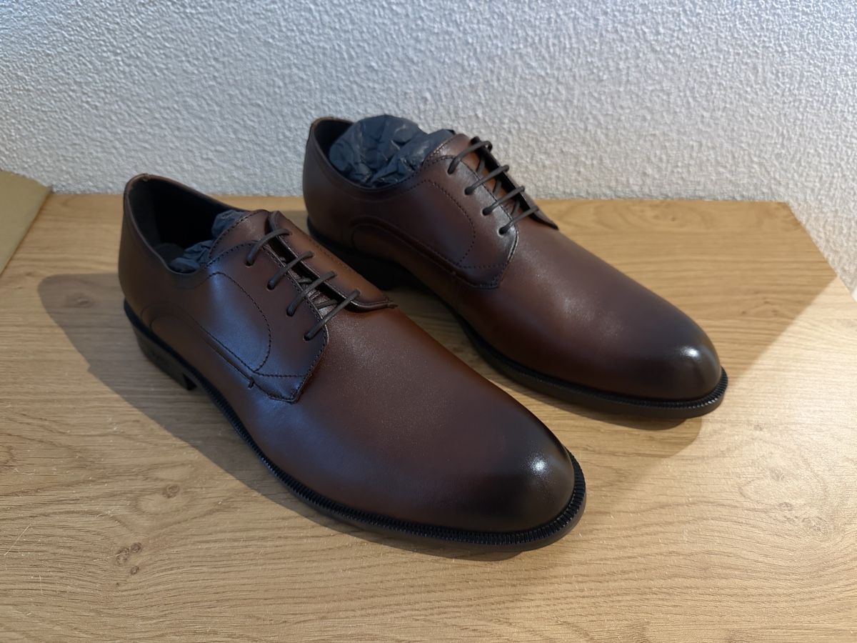 Hugo Boss Scarpe da uomo: Schuhe Boss | Grösse 42 – Nuovo (secondo la descrizione) da Grosswangen venduto da winkelfeld