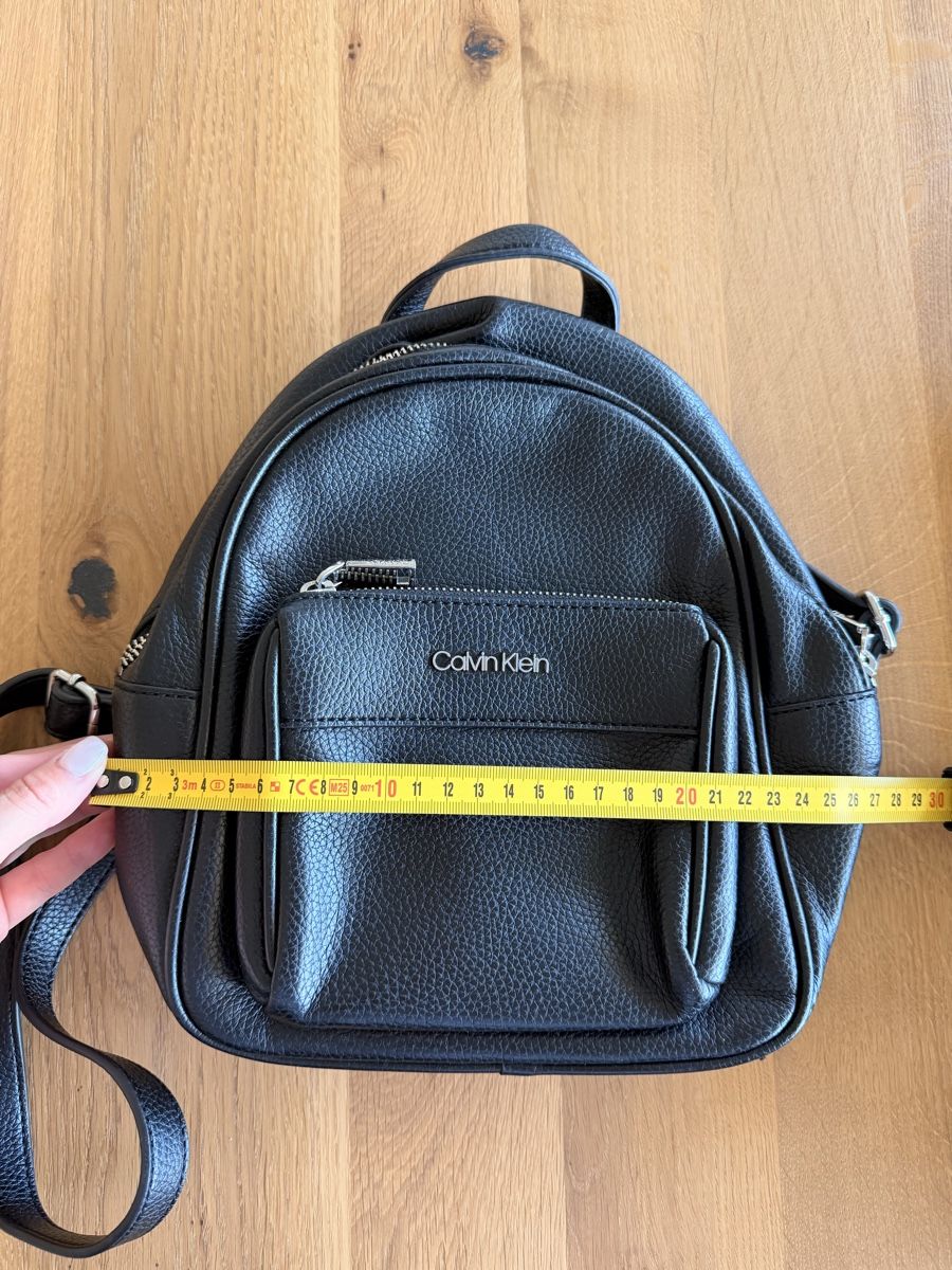 Calvin Klein Taschen für Damen: Calvin Klein Rucksack – Neu (gemäss Beschreibung) aus Niederwangen BE von Bluelike 3