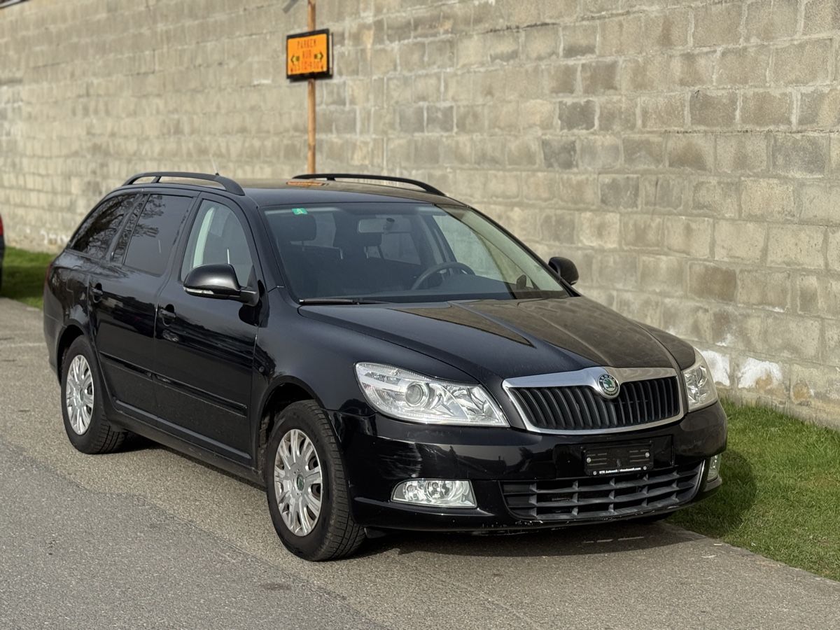 Skoda Automobili: SKODA Octavia Combi 1.6 TDI Ambiente – Usato da Oberentfelden venduto da Blackrose75 1
