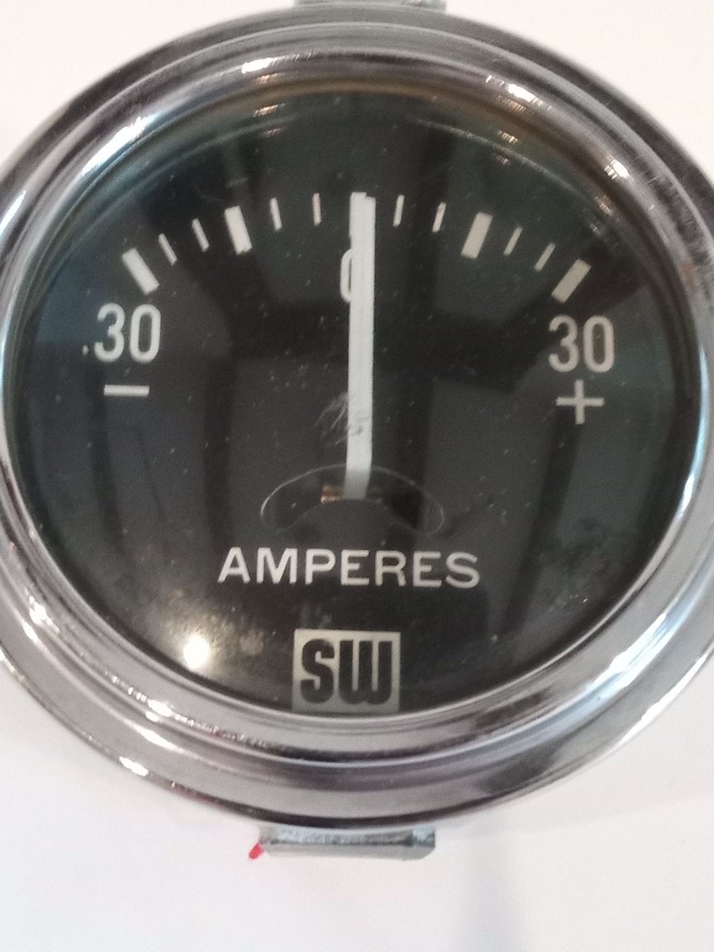 Tutti pezzi di ricambio auto: Stewart Warner Ampere-Anzeige Oldtimer – Usato da Zürich venduto da edi_c2m6 3