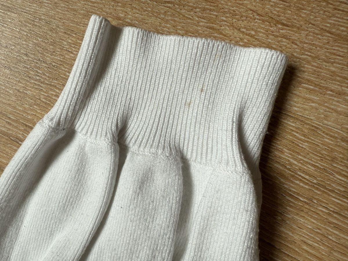 Morgan Maglioni & Felpe: Pull blanc boutons dorés nacre Morgan, t.38/M – Usato da Tavannes venduto da Thriftshop 7