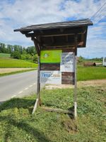 Abri d'informations, Panneau d'affichage en plein air