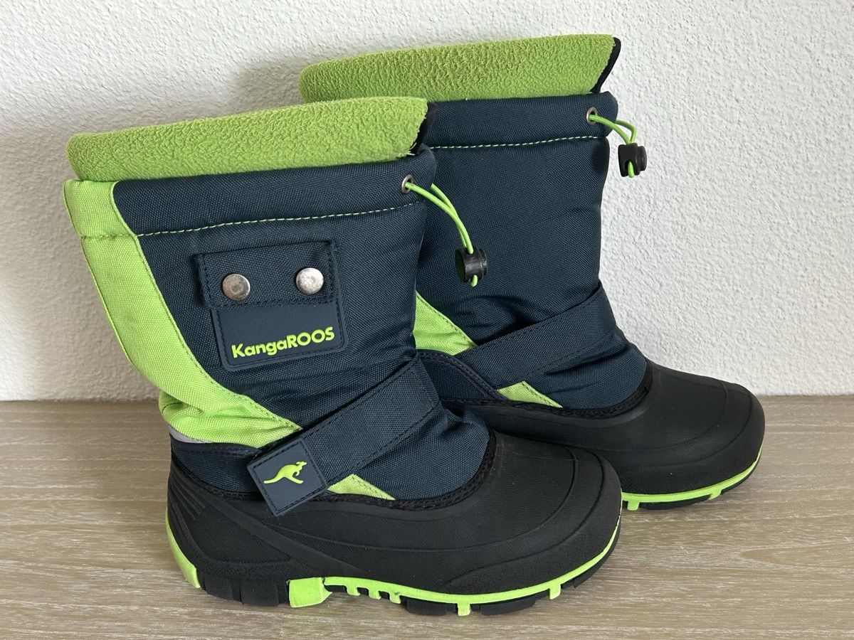 Scarpe per ragazzi: Kinder Winterstiefel KangaROOS Grösse 35                     – Usato da Wolhusen venduto da eve_m6cg 1