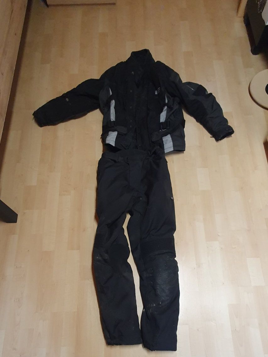 IXS Vestes: Motorrad Jacke und Hose – D'occasion à St.Stephan par dom_2xmc