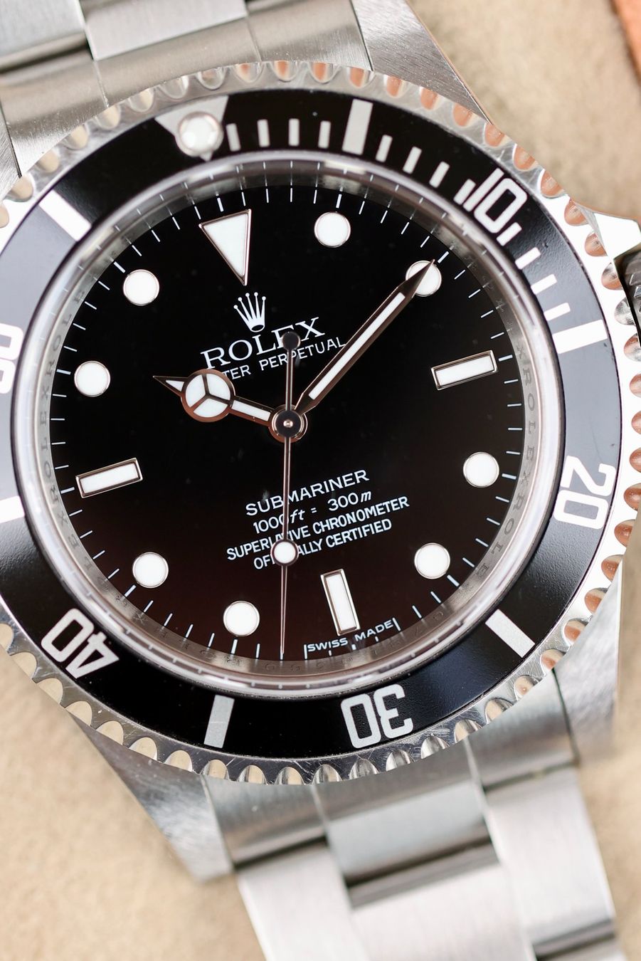 Rolex Orologi: Rolex Submariner 14060 Box/Papers – Usato da Zürich venduto da Lazulivintagewatches 3
