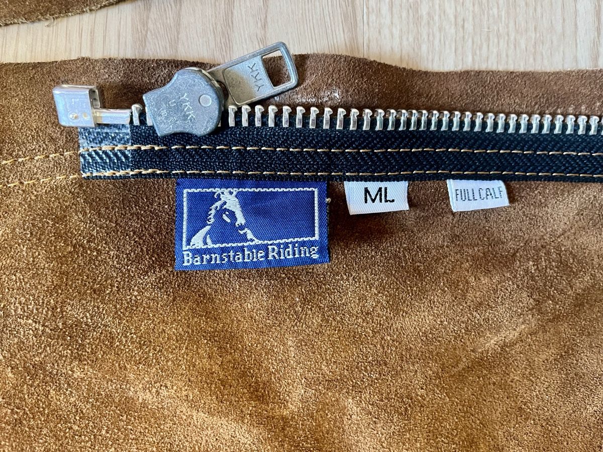 Pantalons: Wildleder-Chaps braun - Grösse ML – D'occasion à Gurmels par Ronnie74 2