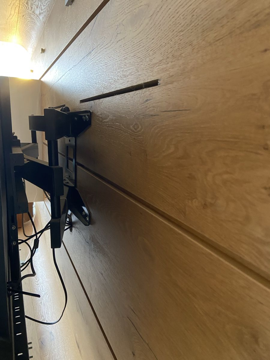 Mobili TV: Gwinner Designer Wohnwand mit LED Beleuchtung – Usato da Volketswil venduto da DeAngela 2