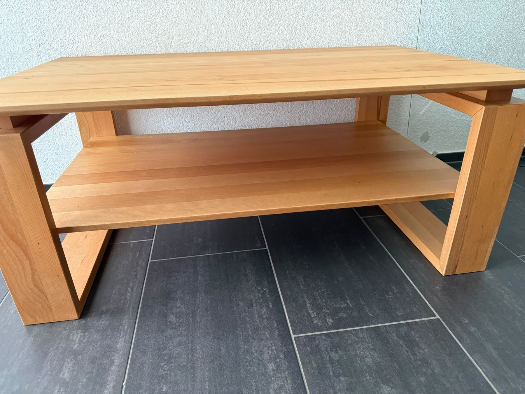 Tische: Massiver Couchtisch aus Eiche – Gebraucht aus Killwangen von golfiktdi 2