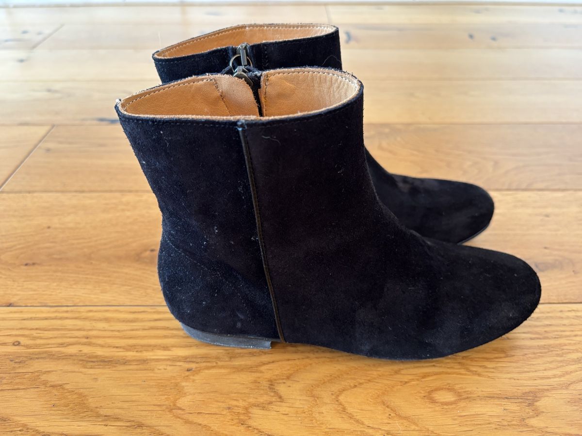 Sezane Scarpe per ragazze: Schwarze Stiefeletten, Gr. 33 Marke Sézane – Usato da Estavayer-le-Lac venduto da constance-esta