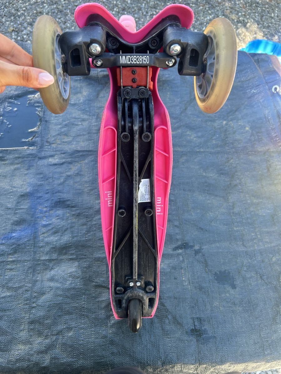 Micro Kickboard: Micro Mini Scooter Trotti Kicki mit Einhorn Kopf Rosa – Usato da Rapperswil SG venduto da lilkate 3