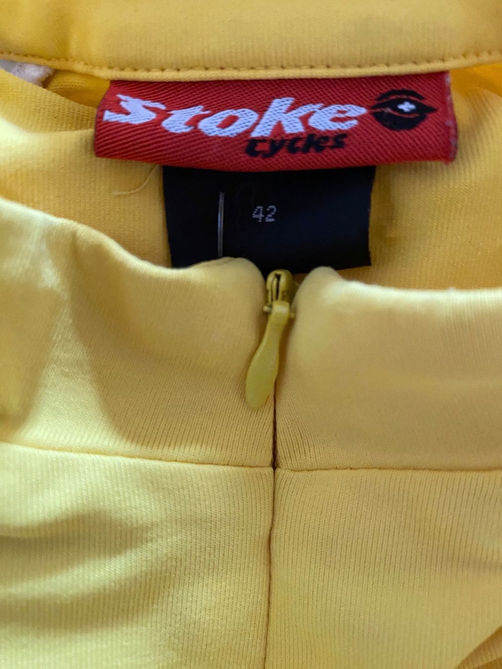 Stoke Canottiere & Pantaloni: Stoke Cycles Gr. 42 Bikeshirt – Usato da St.Gallen venduto da maierm01 1