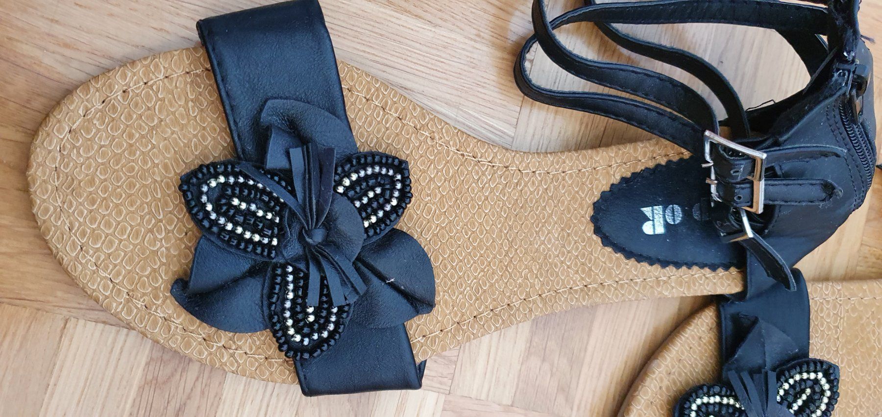 Graceland Scarpe per ragazze: Sandales plats avec fleurs pointure 39 – Nuovo (secondo la descrizione) da Prilly venduto da RoDyRe 4