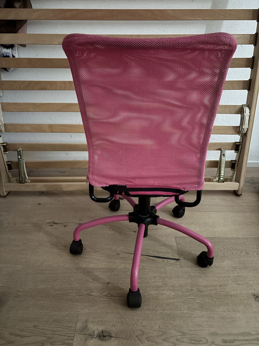 Ikea Chaises: Bürostuhl Kinder  – Neuf (Voir description) à Chur par gio_6rlp 1