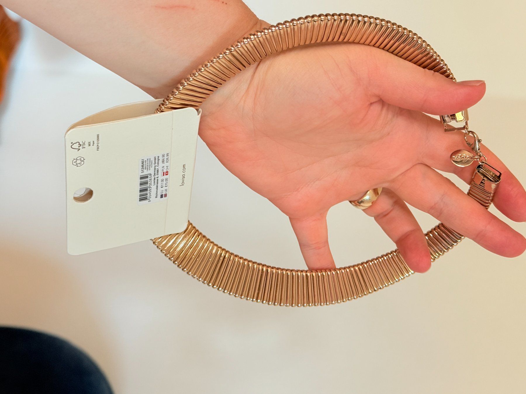Ketten: Collier rigide couleur or rose neuf – Neu und originalverpackt aus Genève von AGBERG 3