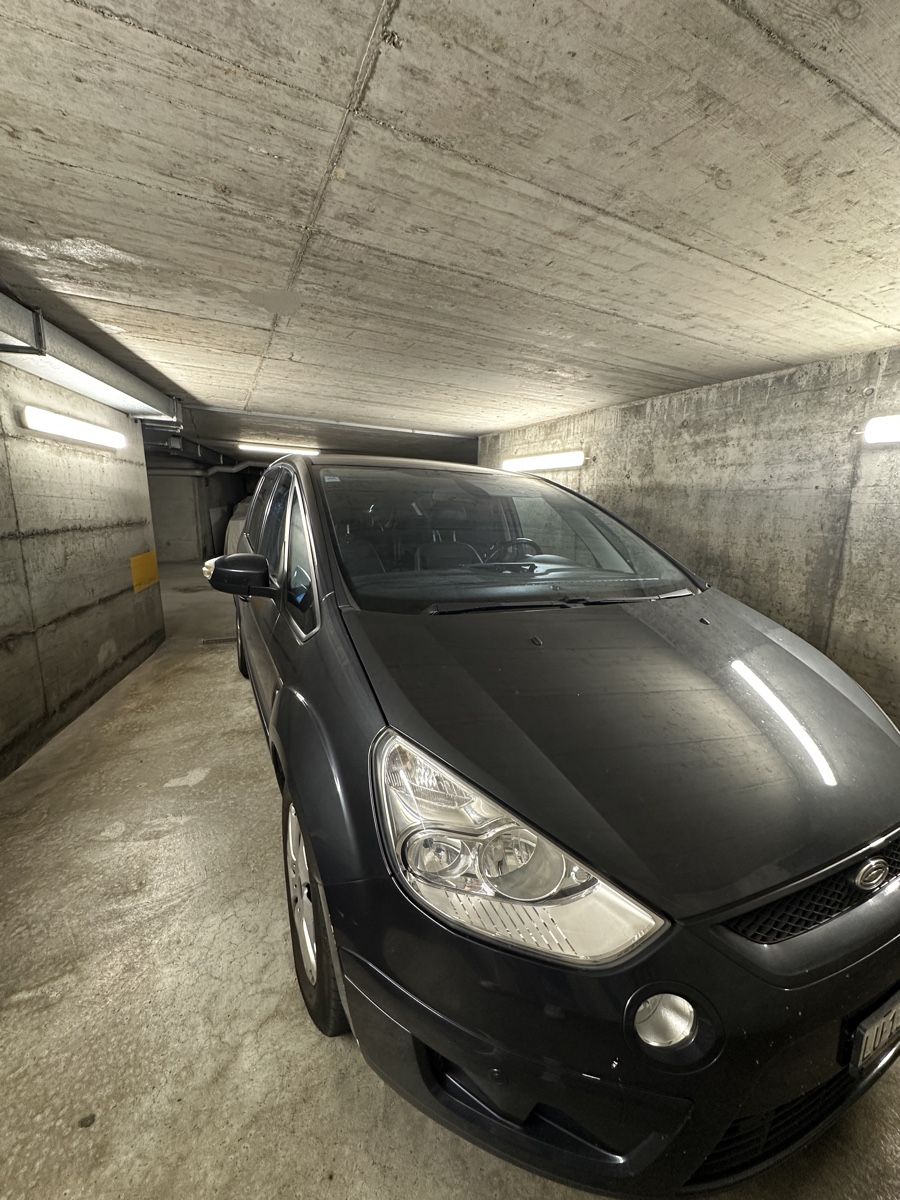 Ford Automobili: Ford S-Max 2.0i | 7 Sitze | mit MFK – Usato da Ebikon venduto da loomloom 1