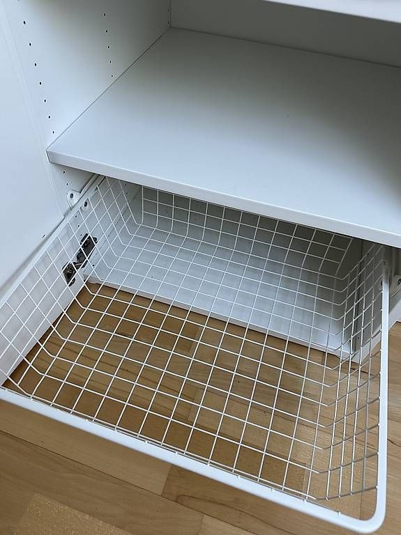 Schränke: Kleiderschrank Kinder weiss – Gebraucht aus Muttenz von anna123 2
