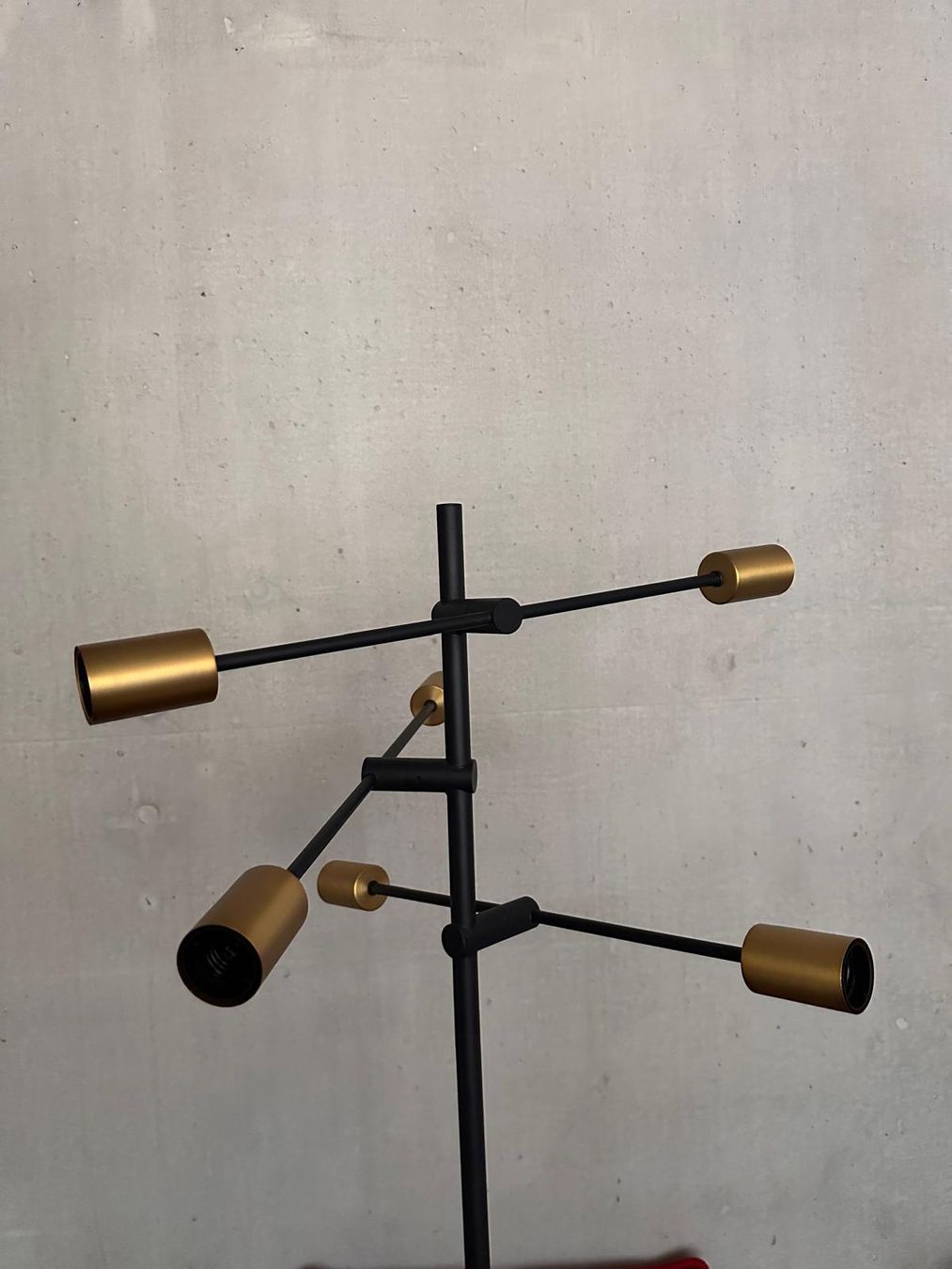Pfister Lampade: Standing lamp – Usato da Zürich venduto da soc_kl9g 1