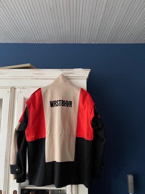 Giacche: WORST BEHAVIOR BERLIN JACKE – Nuovo (secondo la descrizione) da Zürich venduto da STYLEHAUS 2