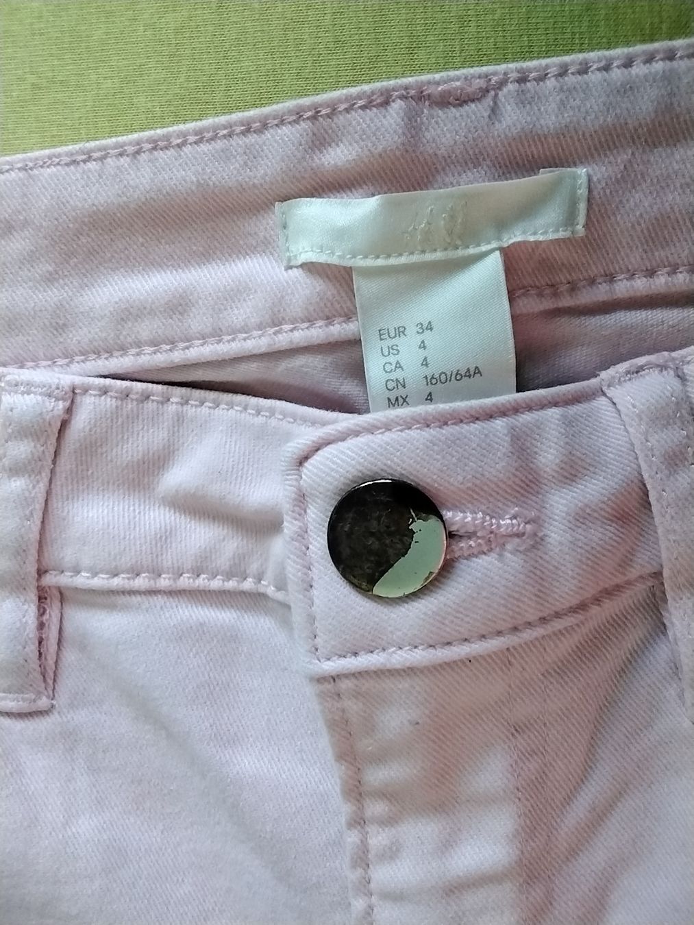 H&M Pantaloni: Shorts Gr. 34 – Usato da Balterswil venduto da Meerdeern 2