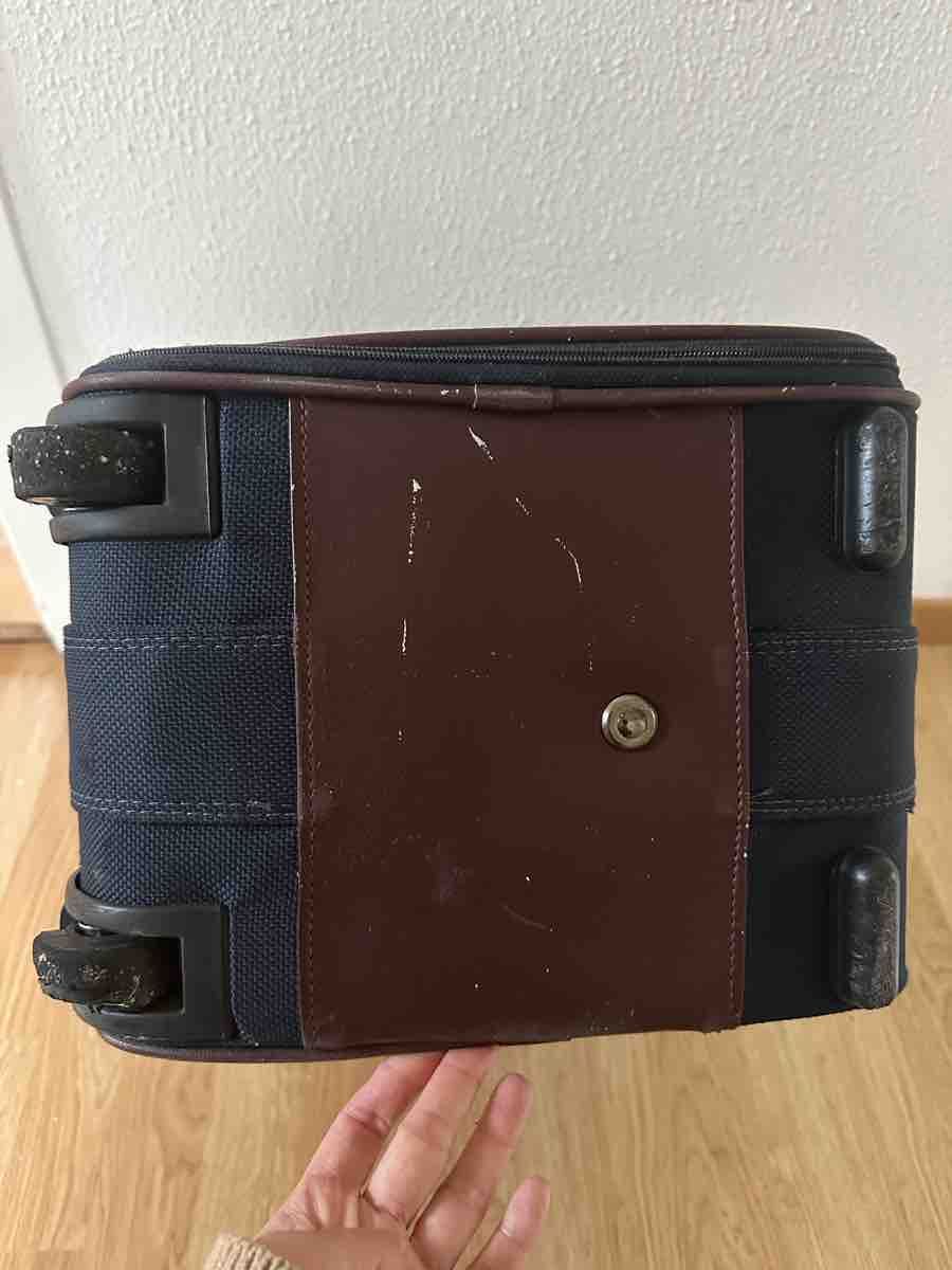 Samsonite Valises de voyage: Samsonite Trolley Suitcase, Blue, Used Condition – D'occasion à Büren an der Aare par bradlee512 4