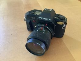 Fotokamera Set Pentax P50 mit 2 Objektiven und Blitz