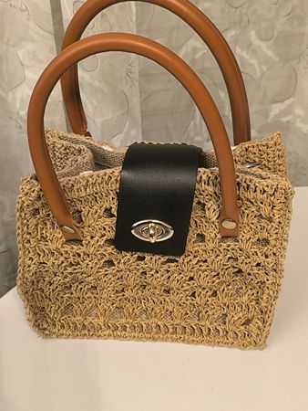 sac fait main au crochet avec du fil raphia  neuf