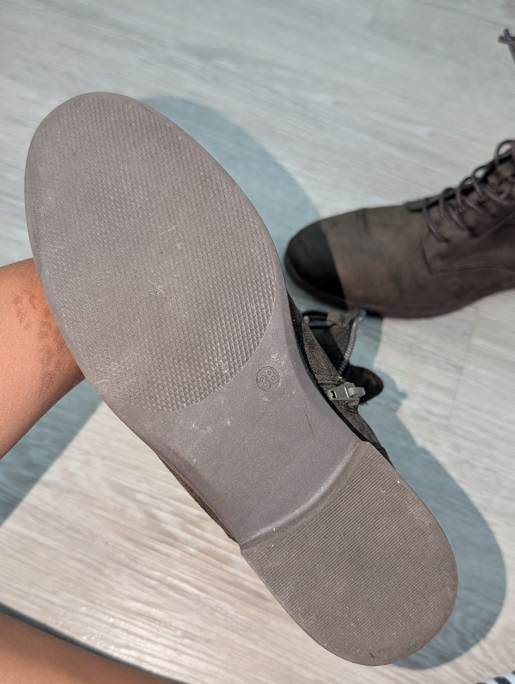 Chaussures femmes: Diverse Schuhe – D'occasion à Münsingen par ale_md2s 3