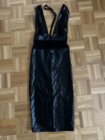 Schickes Noir Kunstleder Kleid, Gr. M (38), Schwarz