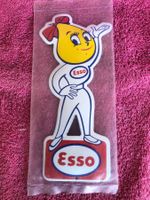 Esso frau öl oil Benzin tankstelle