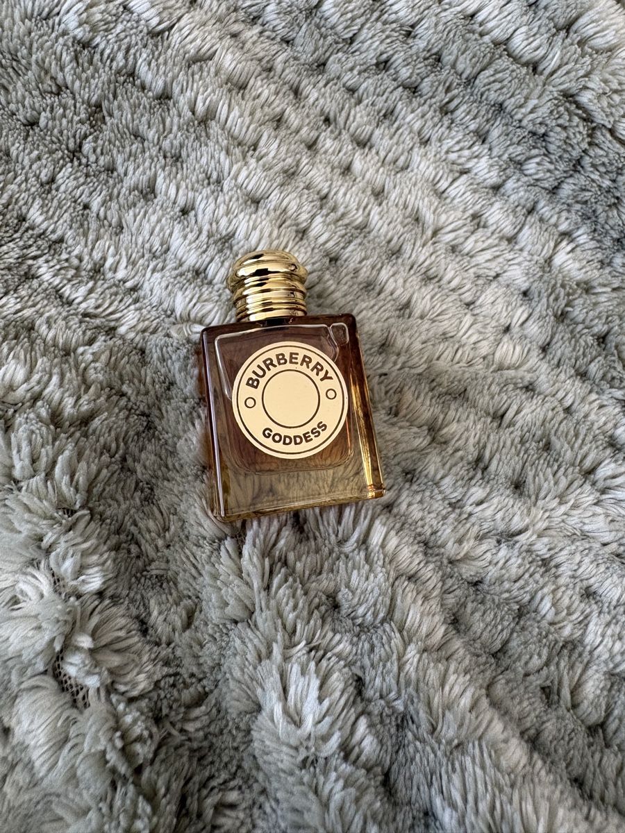 Burberry Profumi & Eau de Toilette: Buberry Goddess Miniature  – Nuovo e nell'imballaggio originale da Kloten venduto da raf_6nbr