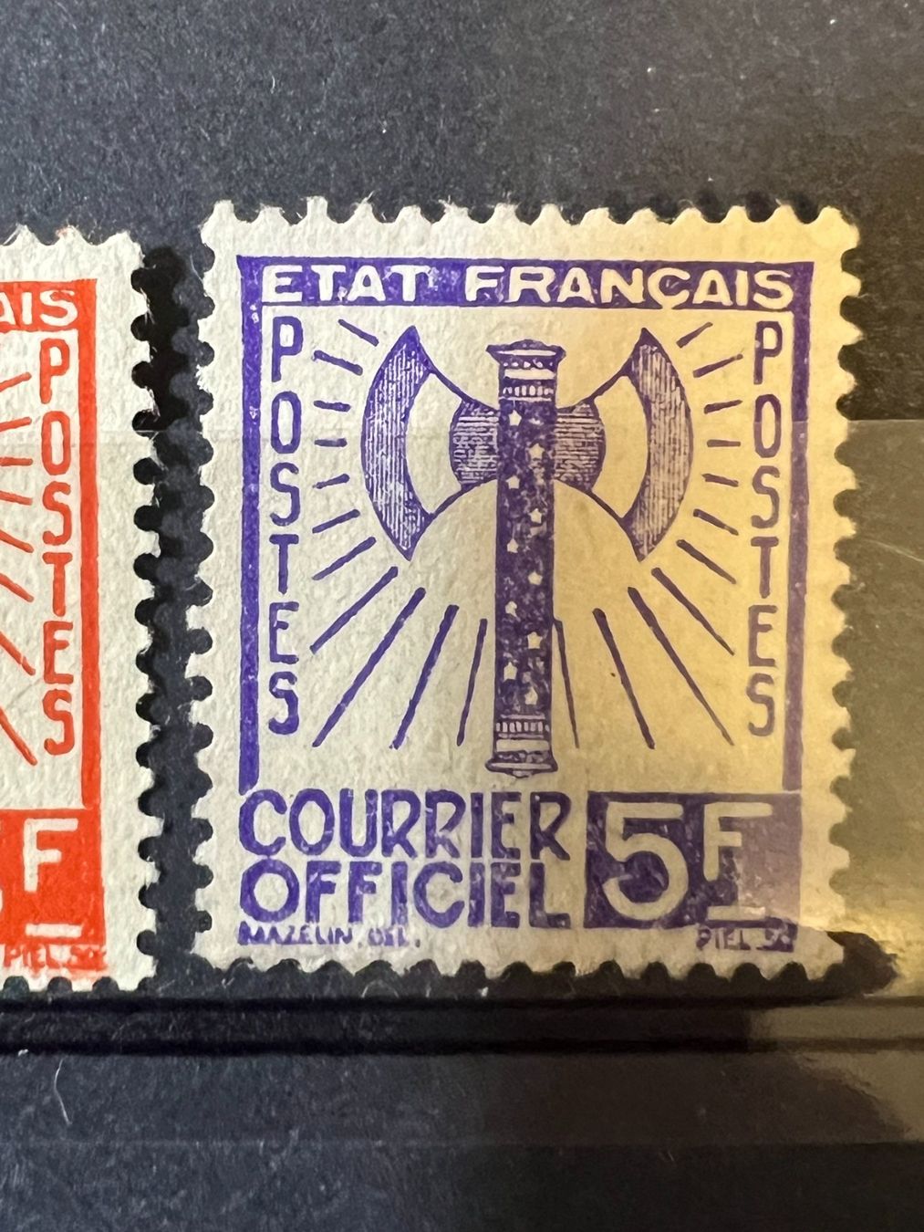 Tous les timbres: 6 Francisques Timbres de Service 1943 – D'occasion à Lausanne par ffhoud 6