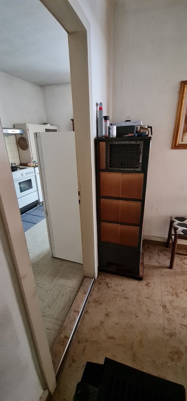 Camini: Kachelofen – Usato da Campocologno venduto da Arte2108