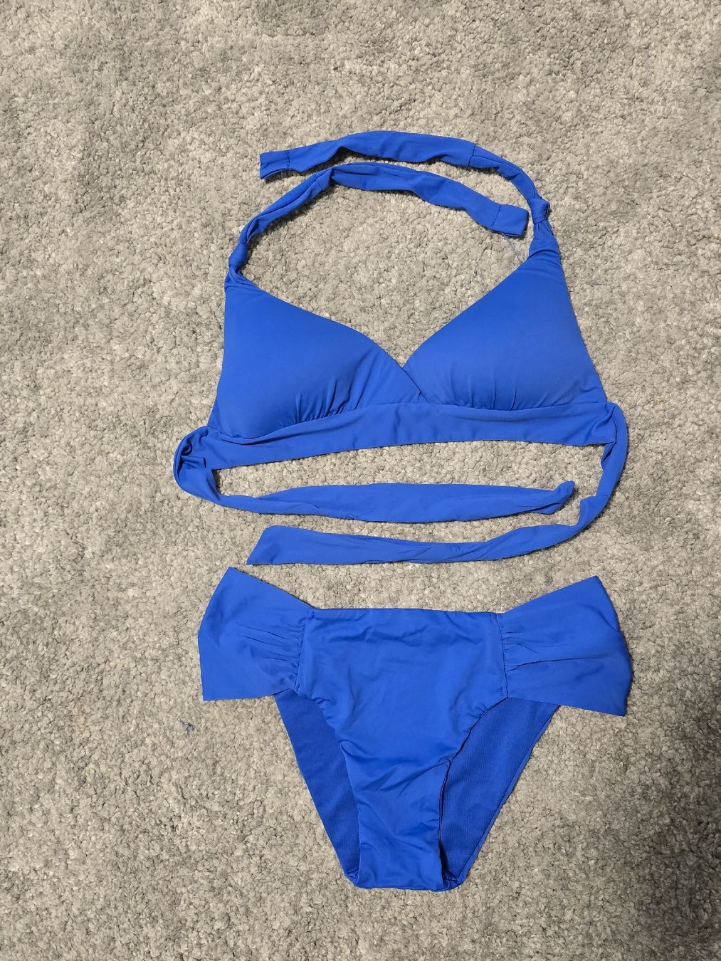 Calzedonia Costumi da bagno & Bikini: Calzedonia Bikini Set, Neckholder, blau, Gr. S - Top Zustand – Usato da Dietikon venduto da Kaska2020