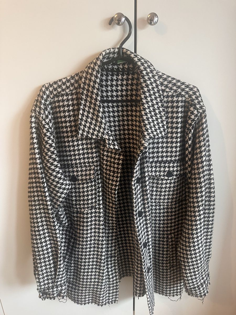 Giacche: Karrierte Jacke , Oversize Fit, Top Zustand! – Usato da Basel venduto da Gona03