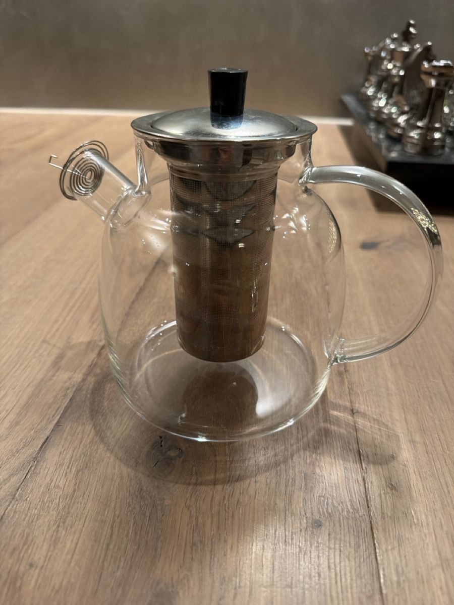 Teekannen: Teekanne Glas mit Sieb ca 1 Liter  – Gebraucht aus Zürich von joyfulgrace 3