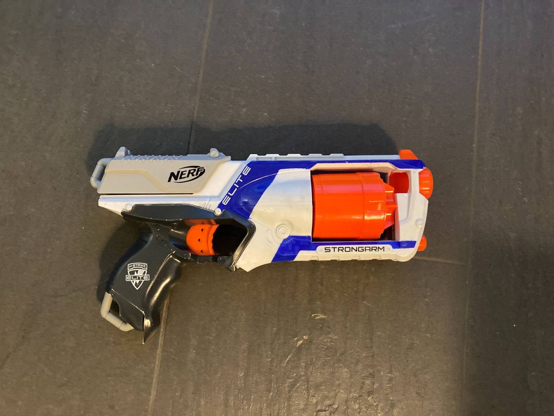 Nerf Giocattoli: Nerf Elite Strongarm – Usato da Reiden venduto da System07
