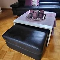 Sofa 300x320 cm Leder schwarz mit Hocker und Tisch
