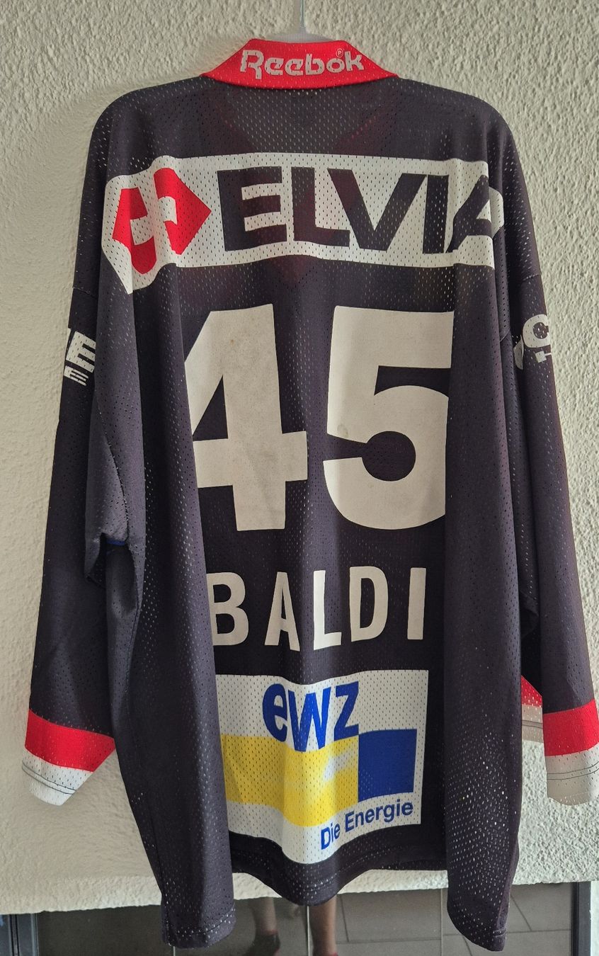 Zsc Lions Canottiere & Pantaloni: ZSC Trikot – Usato da Bünzen venduto da Wisel45 1