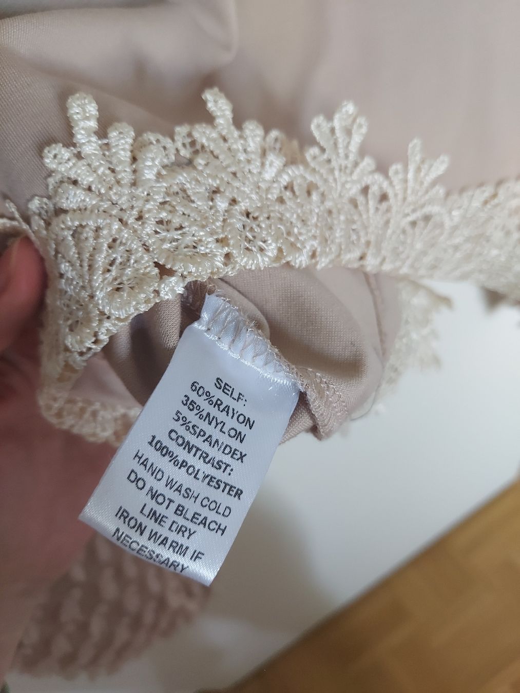 Blusen: new with tag, beige top - L – Neu und originalverpackt aus Jongny von lie_v6hs 4