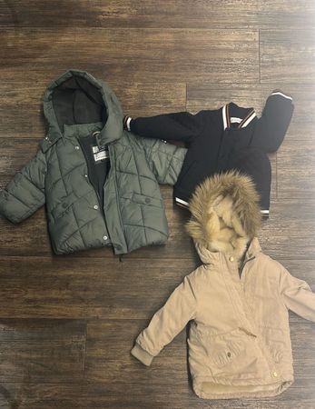 Lot 3 vestes d'hiver pour enfant, 2-4 ans, très bon état