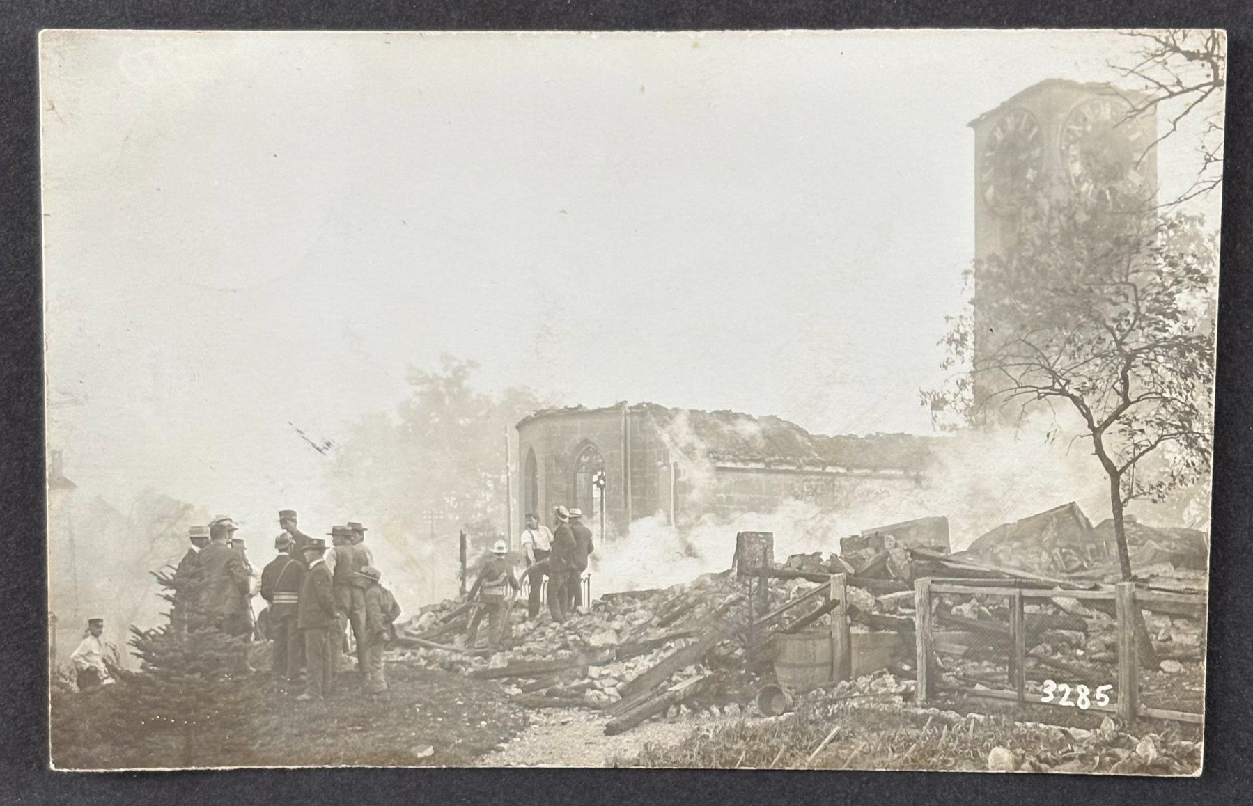 Cartoline postali: ANSICHTSKARTE SCHWEIZER ARMEE BATAILLON 111 – Usato da Ostermundigen venduto da crazy-horse-1840