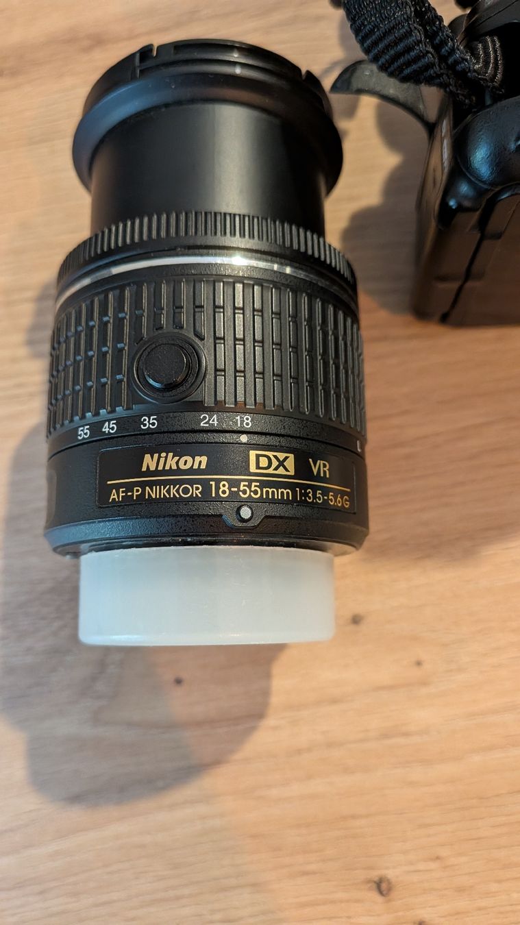 Nikon Fotocamera: Nikon D5600 + 18-55mm Lens, Originalverpackung – Usato da Remetschwil venduto da oli_dn7w 7